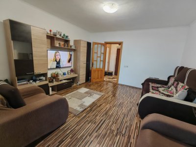 Garsoniera de vanzare in zona Far