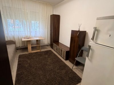 Garsoniera de inchiriat, in zona Abator