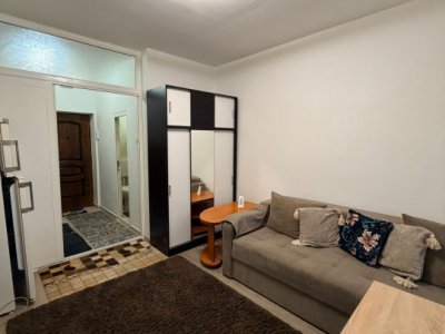 Garsoniera de inchiriat in zona Abator