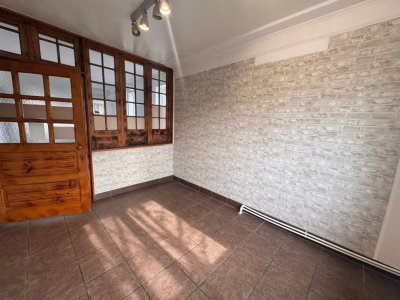 Casă P+1, pretabilă spatiu comercial, de vânzare în zona Delfinariu