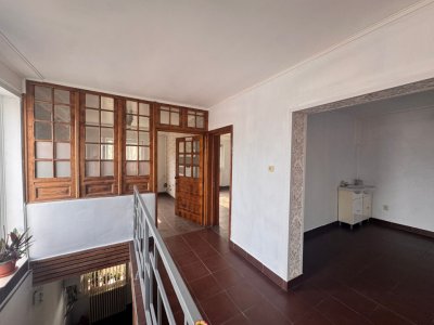 Casă P+1, pretabilă spatiu comercial, de vânzare în zona Delfinariu