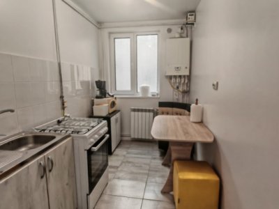 Apartament 3 camere de vanzare in zona Far, Constanta