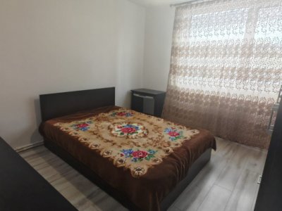 Apartament 3 camere de vanzare in zona Far, Constanta