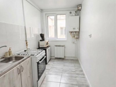 Apartament 3 Camere de vanzare in zona  FAR - Constanța | Decomandat | Renovat