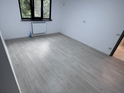 Apartament 2 Camere de vânzare Poarta 6 | Decomandat
