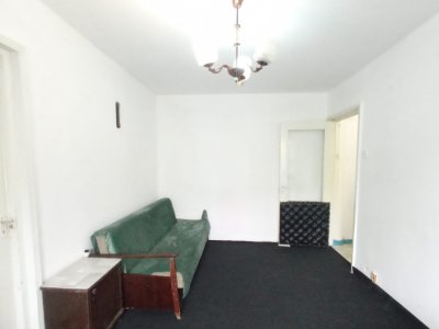 Apartament 3 camere de vanzare in zona Inel II
