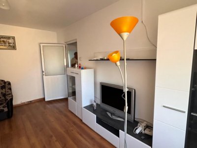 Apartament 4 Camere de Vânzare în Inel I - Constanța | Decomandat