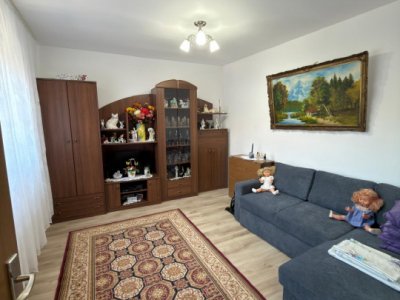 Casă de vânzare în Medeea | 3 camere | Curte generoasă | Renovată Complet