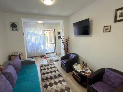 Casă 3 camere de vanzare in zona Medeea - CET | Curte Generoasă 