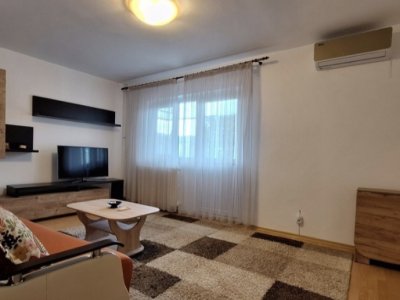 Apartament 3 camere de închiriat, termen lun, în zona ICIL, Constanța