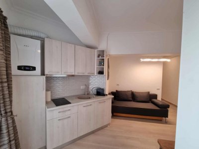 Studio Mamaia cu vedere frontală la lac și parcare subterană inclusă