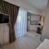 Studio Mamaia cu vedere frontală la lac și parcare subterană inclusă thumb 3