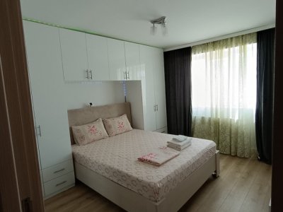 Apartament 2 camere de închiriat Tomis Nord – mobilat și utilat complet