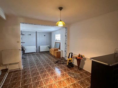 Casa de vanzare, zona Palas