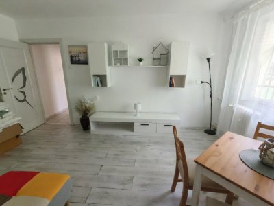 Apartament de vânzare, în zona Casa de Cultură, Constanța