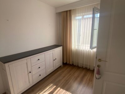 Apartament 2 camere de vanzare in zona Casa de Cultura