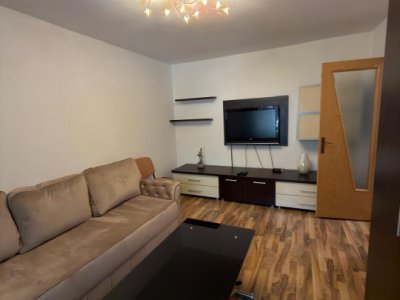 Apartament 4 camere de închiriat în zona Inel I, termen lung
