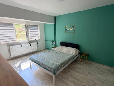 Apartament 3 camere de vanzare | zona Dacia, Constanta 
