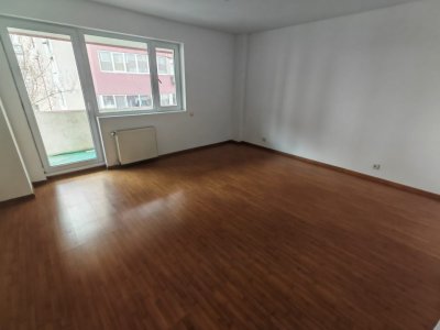 Apartament 2 camere de vanzare, in zona Baba Novac - Kamsas