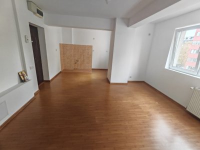 Apartament 2 camere de vanzare, in zona Baba Novac -COMPOZITORI