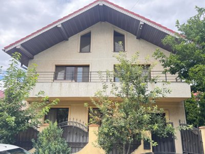 Vila premium de vanzare in Palas | Curte si parcare 