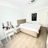Apartament 2 camere de vânzare în Mamaia Nord, mobilat și utilat complet thumb 6