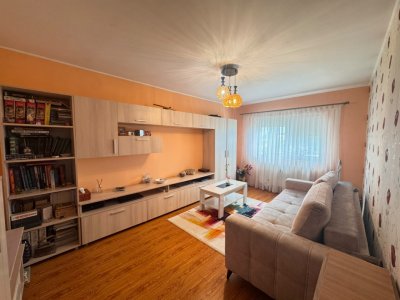 Apartament 2 camere de vânzare în Constanța – KM 4-5, renovat