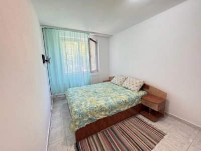 Apartament 3 camere de închiriat în zona Abator