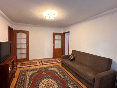 Apartament 3 camere de vânzare în Tomis Nord – etaj 1/4, centrală pe gaze