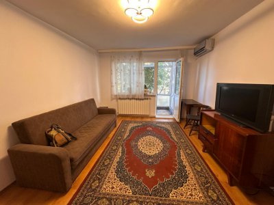 Apartament 3 camere de vânzare în Tomis Nord – etaj 1/4, centrală pe gaze
