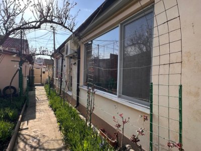 Casa situata in zona Tomis II | 386 mp teren 