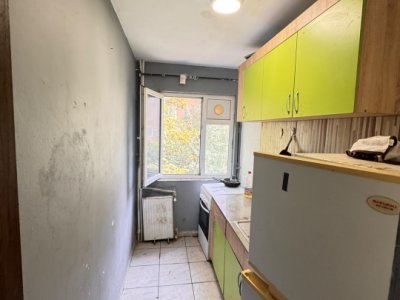 Apartament 3 camere de vânzare în KM 4-5, Constanța 