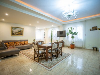 EXCLUSIVITATE! CASĂ ULTRACENTRALĂ DE VÂNZARE – CONSTANȚA