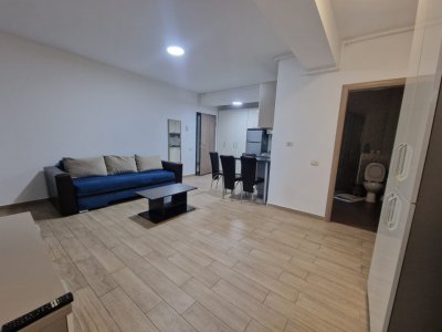 Apartament cu 2 camere de închiriat în Mamaia 