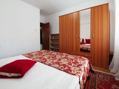 Apartament 3 camere de închiriat în zona Tomis II – mobilat și utilat complet