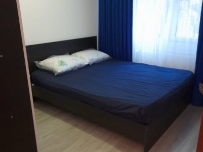 Apartament 2 camere decomandat, Etaj 1, acces metrou 1 Decembrie