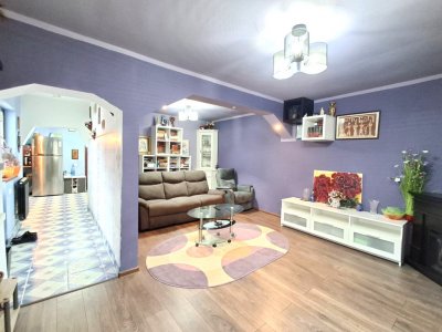 Casa de vânzare  zona  Andronache