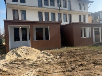 Duplex Spațios de Vânzare în Dobroești - Ideal pentru Locuință sau Investiție