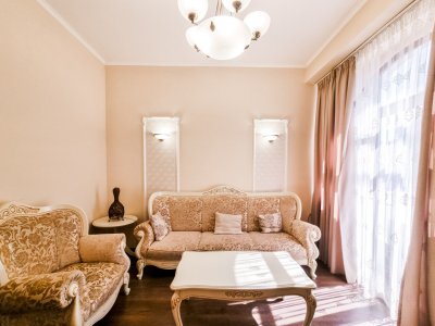 Rafinament Urban: Apartament 3 Camere + Garaj Zona Unirii