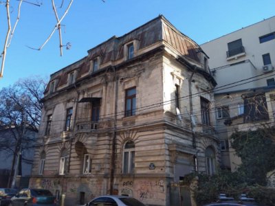 Calea Victoriei - Piata Sfintii Voievizi