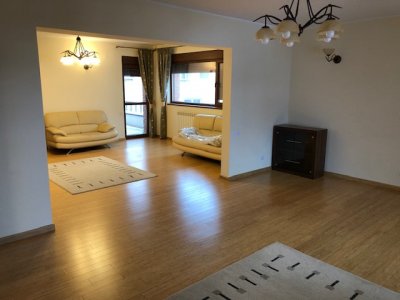 Apartament 4 camere Polona - calm urban langa Romana