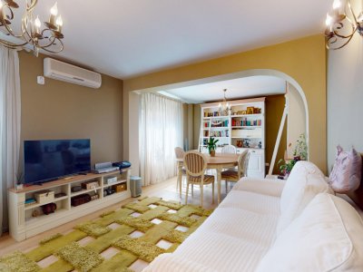 Vila de vanzare zona Domenii