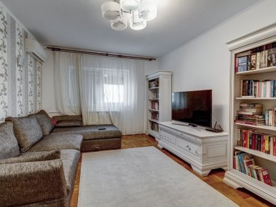 Apartament cu 3 camere de inchiriat in zona Baneasa 