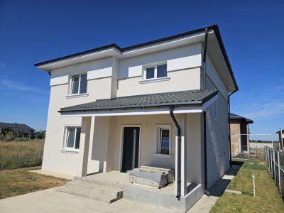 Vila de vanzare P+1, 5 camere, Samurcasi, Crevedia - zona lacuri