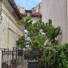 De vanzare 2 camere in vila interbelica, curte comuna zona Armeneasca  thumb 1