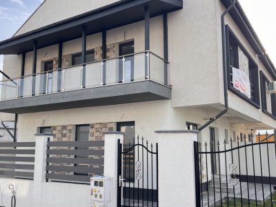 Vânzare vilă duplex în Otopeni I 2 locuri parcare 