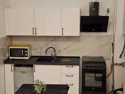 Garsonieră semidecomandată | Zona Titan | Strada Prisaca Dornei | 445 €/lună |