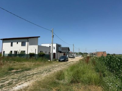 356mp Intravilan - EquiPark Primaverii Berceni | utilitati: curent