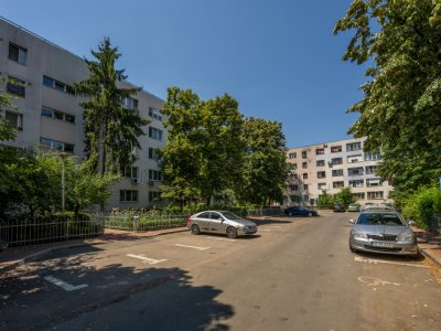 TITAN – OZANA, APARTAMENT 3 CAMERE 66 MP TOTAL, ETAJ 3 DIN 4, RENOVAT TOTAL!