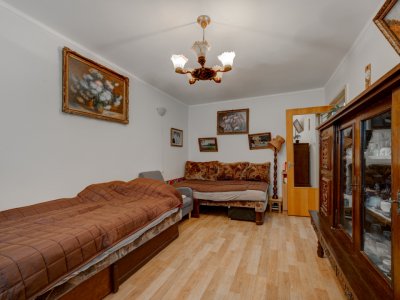 TITAN – AUCHAN, APARTAMENT 2 CAMERE, ETAJ 2, 45 MP TOTAL!